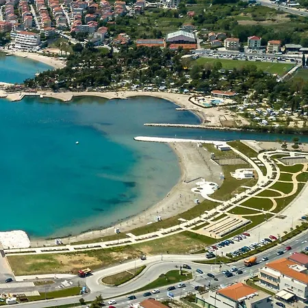 With Parking Space Podstrana, Split - 24063 Апартаменты Подстрана